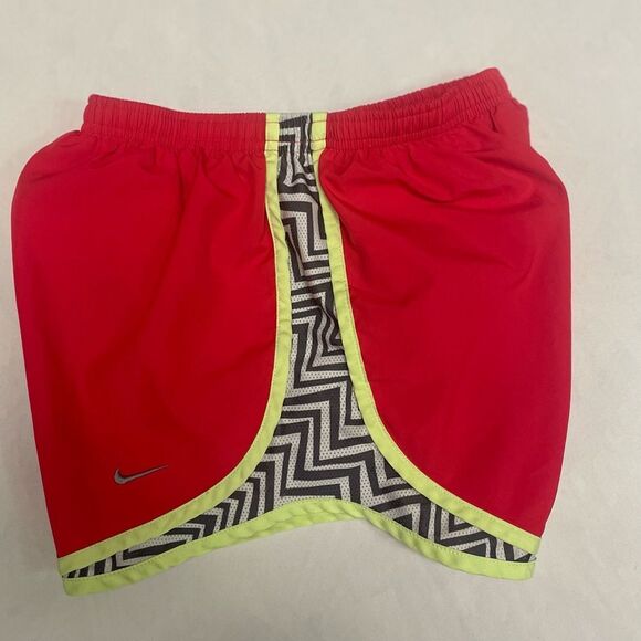 Nike Dri-fit Cherry Red Lined Running Shorts High Rise, w/draw string tie Size S - Picture 3 of 5